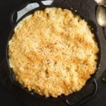 mac and cheese with cream cheese with golden topping.