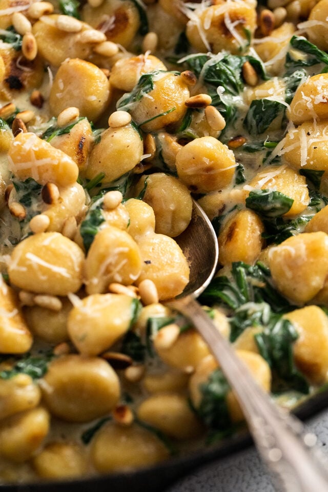 Creamy Spinach Gnocchi Recipe » The Fast Recipe Food Blog