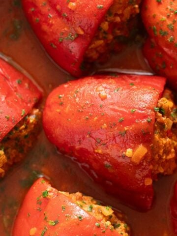 peppers stuffed with lamb and sprinkled with parsley.