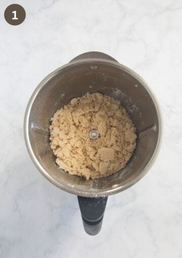 crumbles for cake in a food processor.
